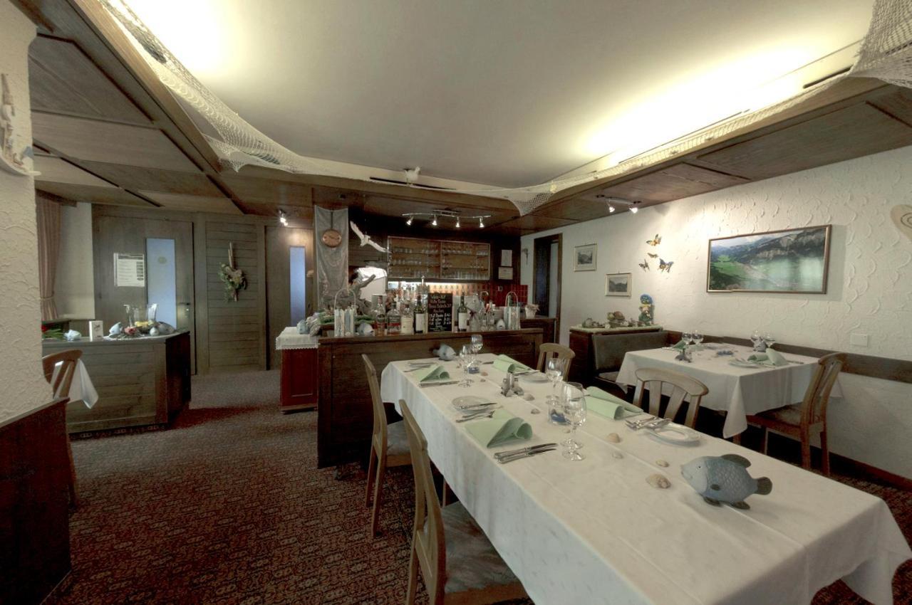 Gasthaus Post Muotathal Eksteriør bilde